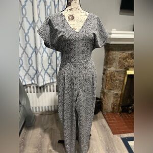 NWT/Express Belted Jumpsuit (Ankle length) Size 12